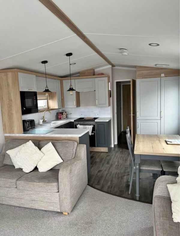 Ocean Breeze Villa Selsey Bagian luar foto